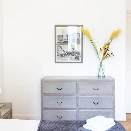Apartamento Holidays - Charmant, Authentique, 3 Chambres, Calme, Palais & Cannes
