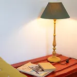 Holidays - Charmant, Authentique, 3 Chambres, Calme, Palais & Cannes