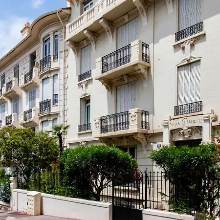 Holidays - Charmant, Authentique, 3 Chambres, Calme, Palais & *
