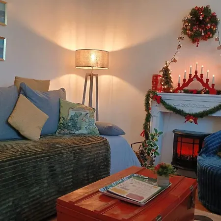 Holidays - Charmant, Authentique, 3 Chambres, Calme, Palais & Cannes