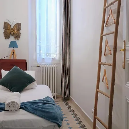 Holidays - Charmant, Authentique, 3 Chambres, Calme, Palais & * 칸느