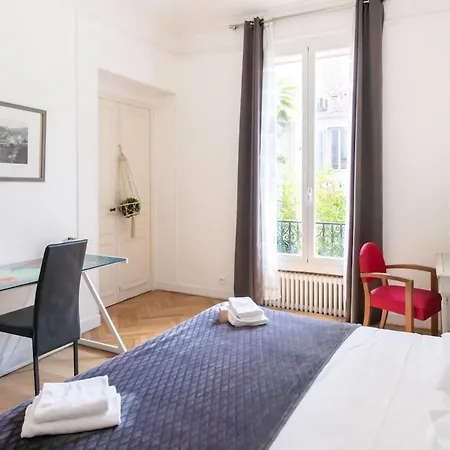 Holidays - Charmant, Authentique, 3 Chambres, Calme, Palais & * Канны